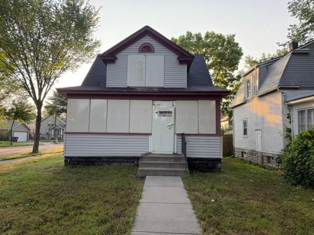 2030 Russell Avenue N, Minneapolis, MN 55411