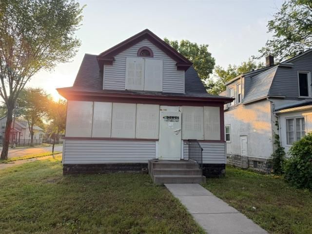 2030 Russell Avenue N, Minneapolis, MN 55411