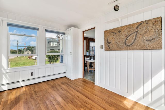 411 Maravista Avenue, Teaticket, MA 02536