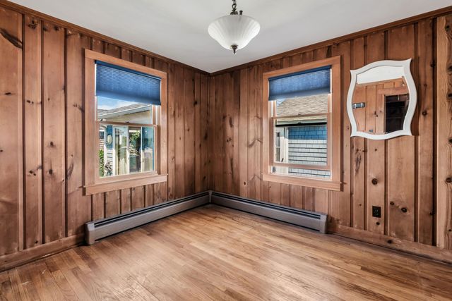411 Maravista Avenue, Teaticket, MA 02536