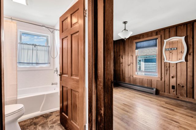 411 Maravista Avenue, Teaticket, MA 02536