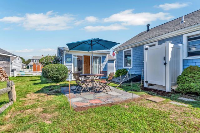 411 Maravista Avenue, Teaticket, MA 02536