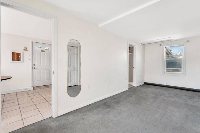411 Maravista Avenue, Teaticket, MA 02536