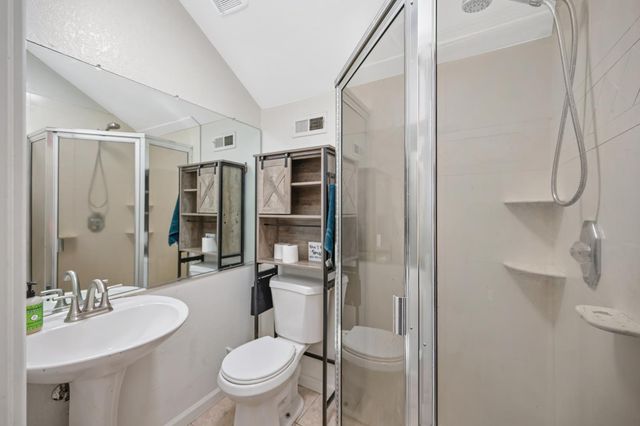 7548 Sycamore Dr, Citrus Heights, CA 95610