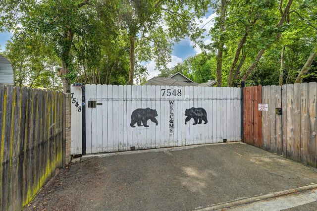 7548 Sycamore Dr, Citrus Heights, CA 95610