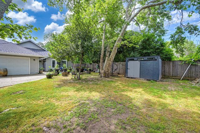 7548 Sycamore Dr, Citrus Heights, CA 95610