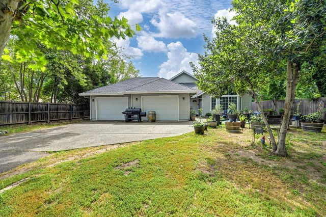 7548 Sycamore Dr, Citrus Heights, CA 95610