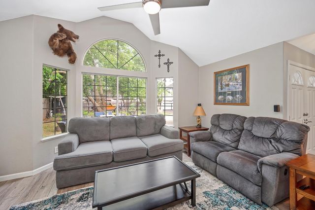 7548 Sycamore Dr, Citrus Heights, CA 95610