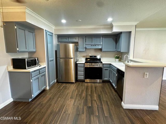 151 Majestic Court 602, Moorpark, CA 93021