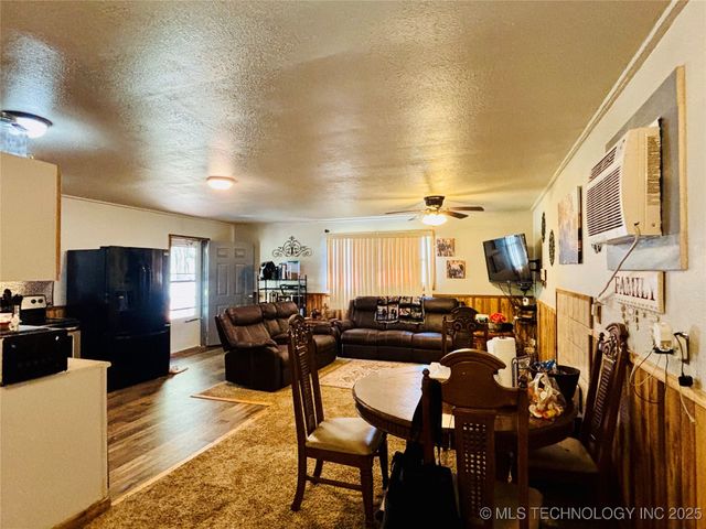 114426 S 4203, Checotah, OK 74426