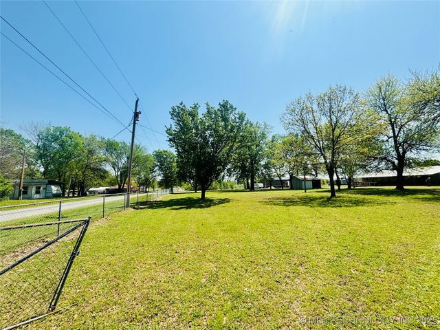 114426 S 4203, Checotah, OK 74426