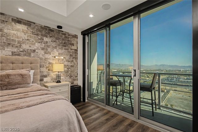 150 Las Vegas Boulevard 2015, Las Vegas, NV 89101
