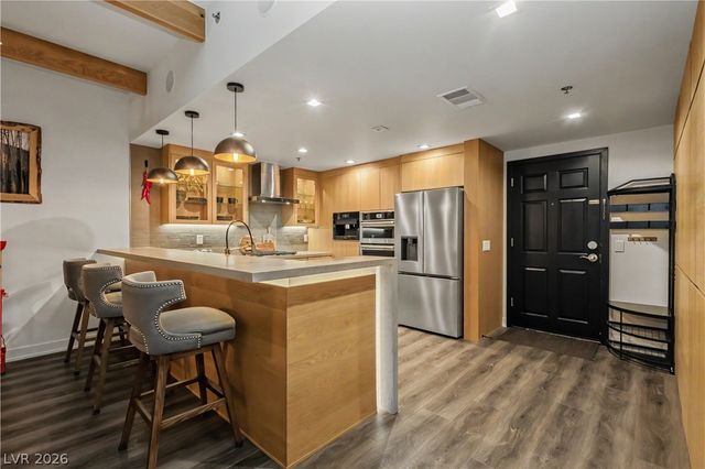 150 Las Vegas Boulevard 2015, Las Vegas, NV 89101