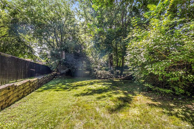 676 Scarsdale Road, Tuckahoe, NY 10707