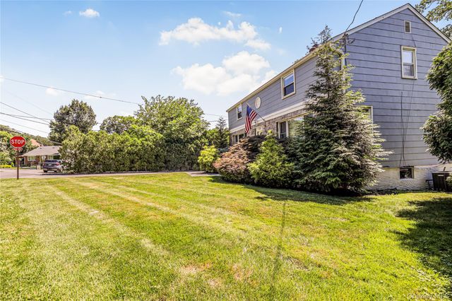 676 Scarsdale Road, Tuckahoe, NY 10707