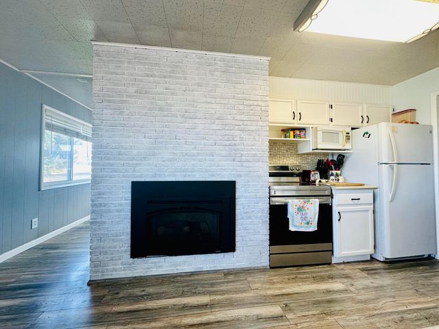 300 Mt Pitt Street, Klamath Falls, OR 97601