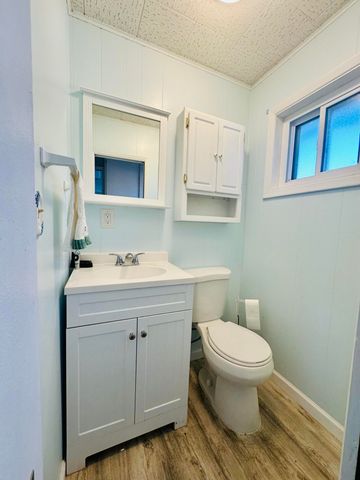300 Mt Pitt Street, Klamath Falls, OR 97601