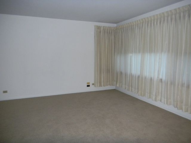 9054 Bennett Avenue 2, Skokie, IL 60203