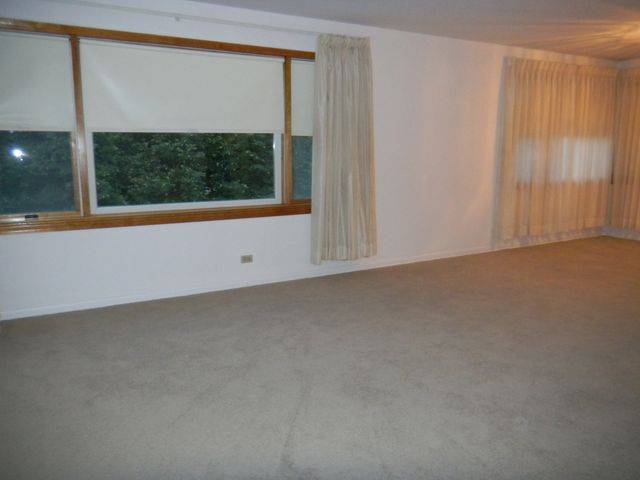 9054 Bennett Avenue 2, Skokie, IL 60203