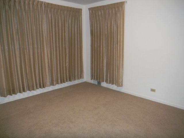 9054 Bennett Avenue 2, Skokie, IL 60203