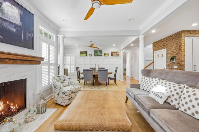 46 High Hammock Way, Pawleys Island, SC 29585