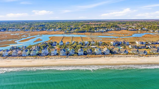 46 High Hammock Way, Pawleys Island, SC 29585