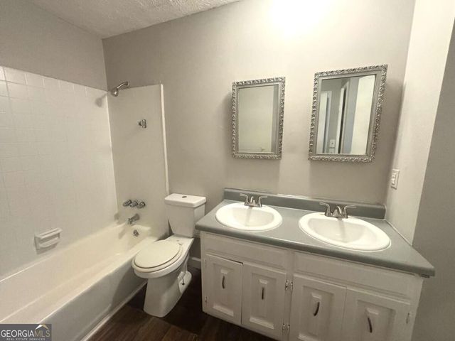 3198 Washington Road #4, East Point, GA 30344
