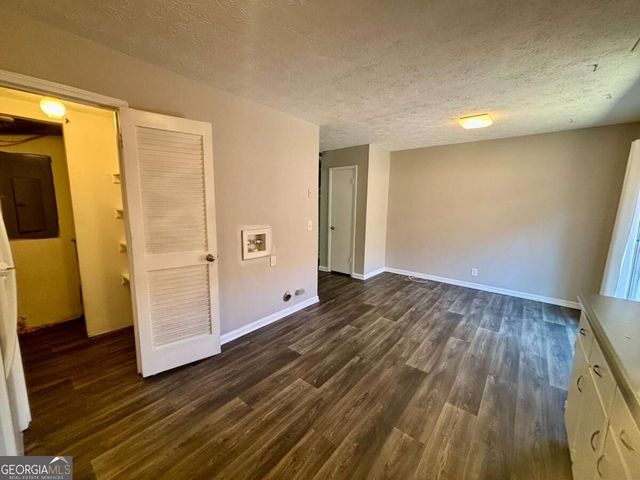 3198 Washington Road #4, East Point, GA 30344