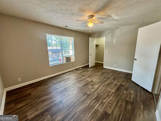 3198 Washington Road #4, East Point, GA 30344