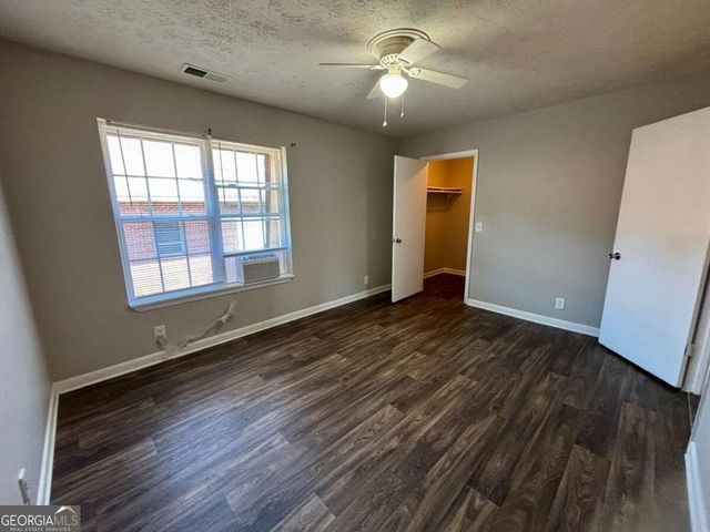 3198 Washington Road #4, East Point, GA 30344