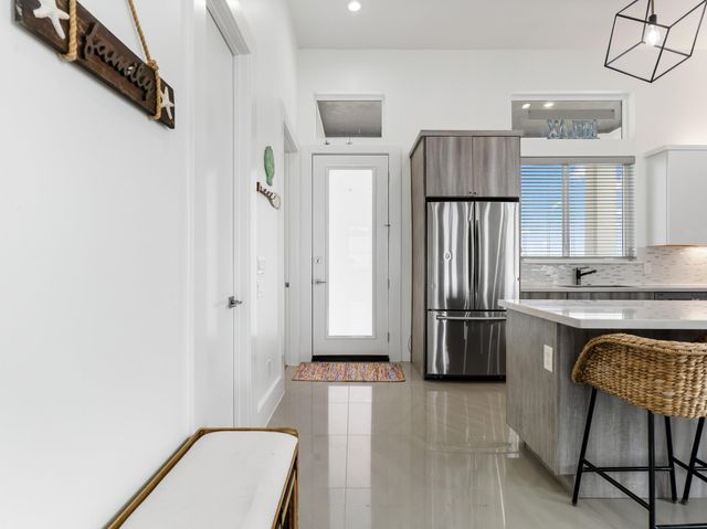 1402 County Road 230 230, Sargent, TX 77414