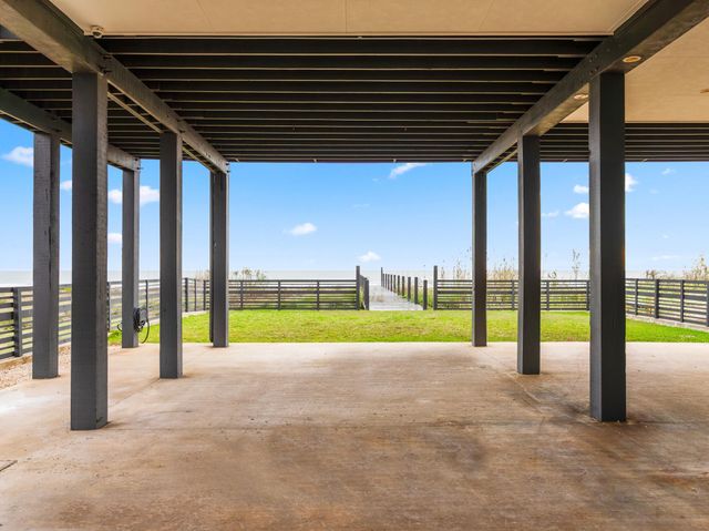 1402 County Road 230 230, Sargent, TX 77414