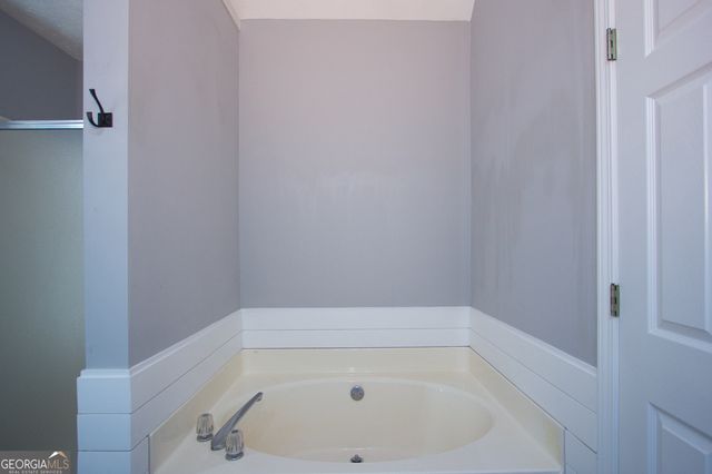 413 Vista Way, Loganville, GA 30052