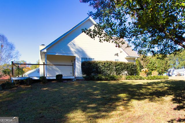 413 Vista Way, Loganville, GA 30052