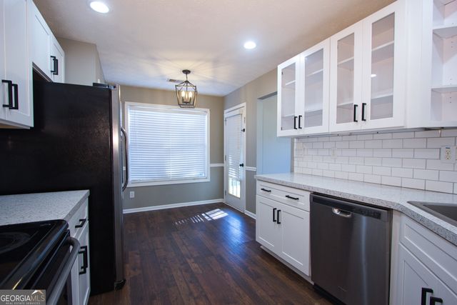 413 Vista Way, Loganville, GA 30052