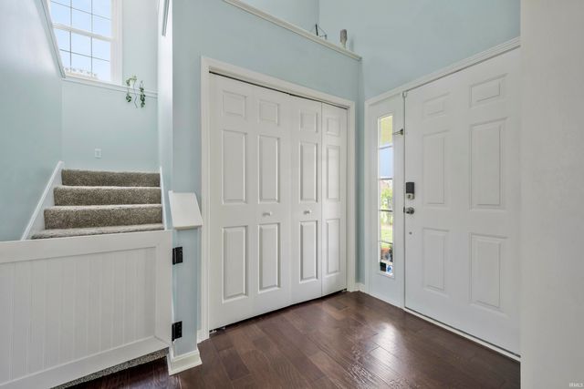 5801 Kevin Court, Newburgh, IN 47630