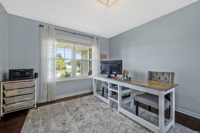 5801 Kevin Court, Newburgh, IN 47630