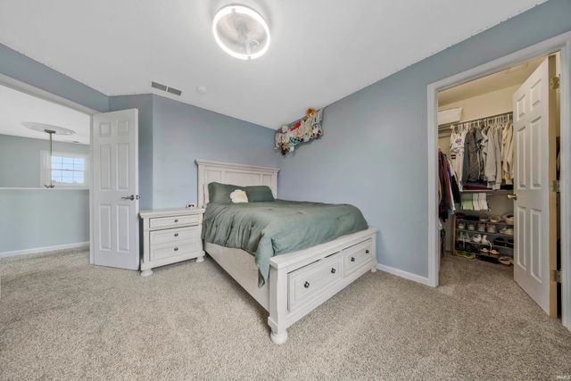 5801 Kevin Court, Newburgh, IN 47630