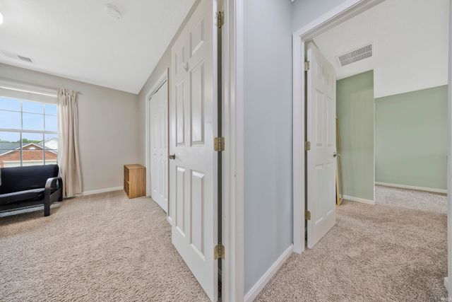 5801 Kevin Court, Newburgh, IN 47630