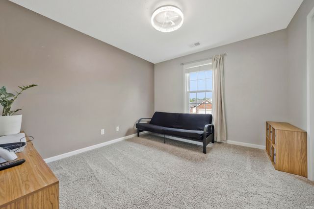 5801 Kevin Court, Newburgh, IN 47630