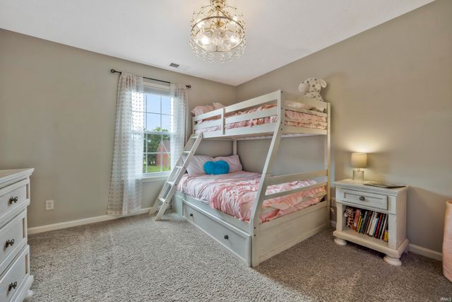 5801 Kevin Court, Newburgh, IN 47630