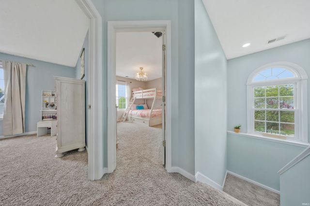 5801 Kevin Court, Newburgh, IN 47630