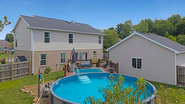 5801 Kevin Court, Newburgh, IN 47630