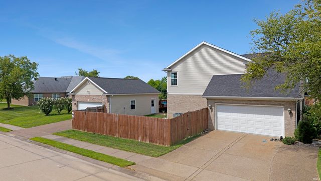 5801 Kevin Court, Newburgh, IN 47630