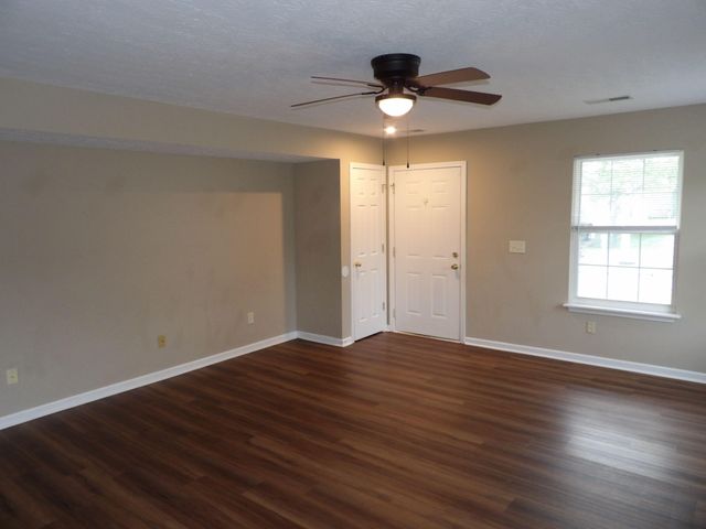 207 Robert M Green Boulevard, Frankfort, KY 40601