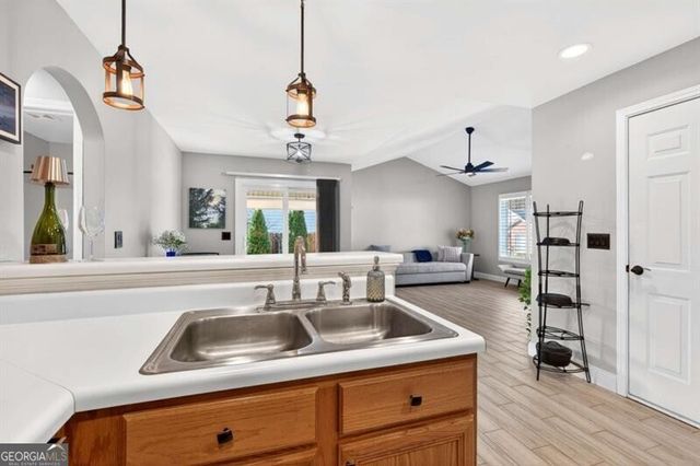 130 Grove Park Lane, Woodstock, GA 30189