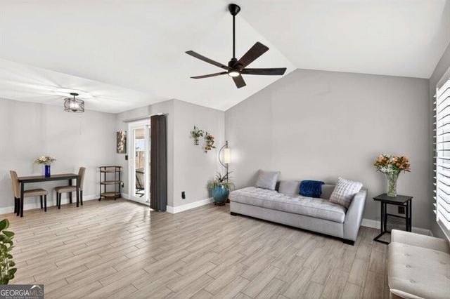 130 Grove Park Lane, Woodstock, GA 30189