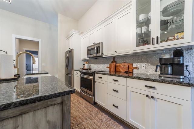 31 Park Street, Carlton Landing, OK 74432