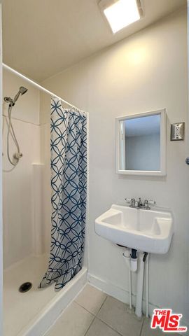 1224 Dewey Avenue, Los Angeles, CA 90006