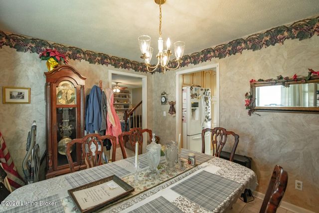 308 Falcon Ct, Elizabethtown, KY 42701